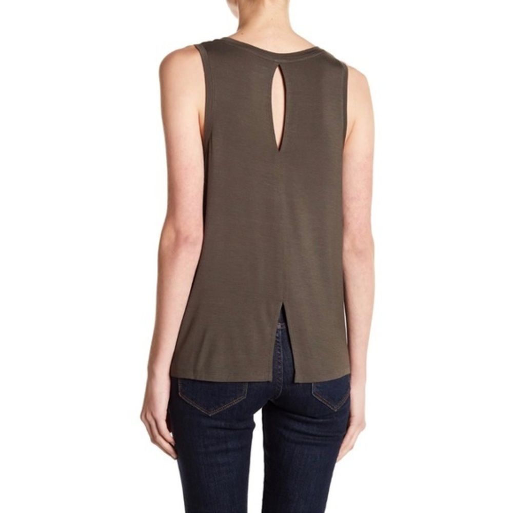 Halogen Keyhole Back Tank Top - Picture 2 of 5